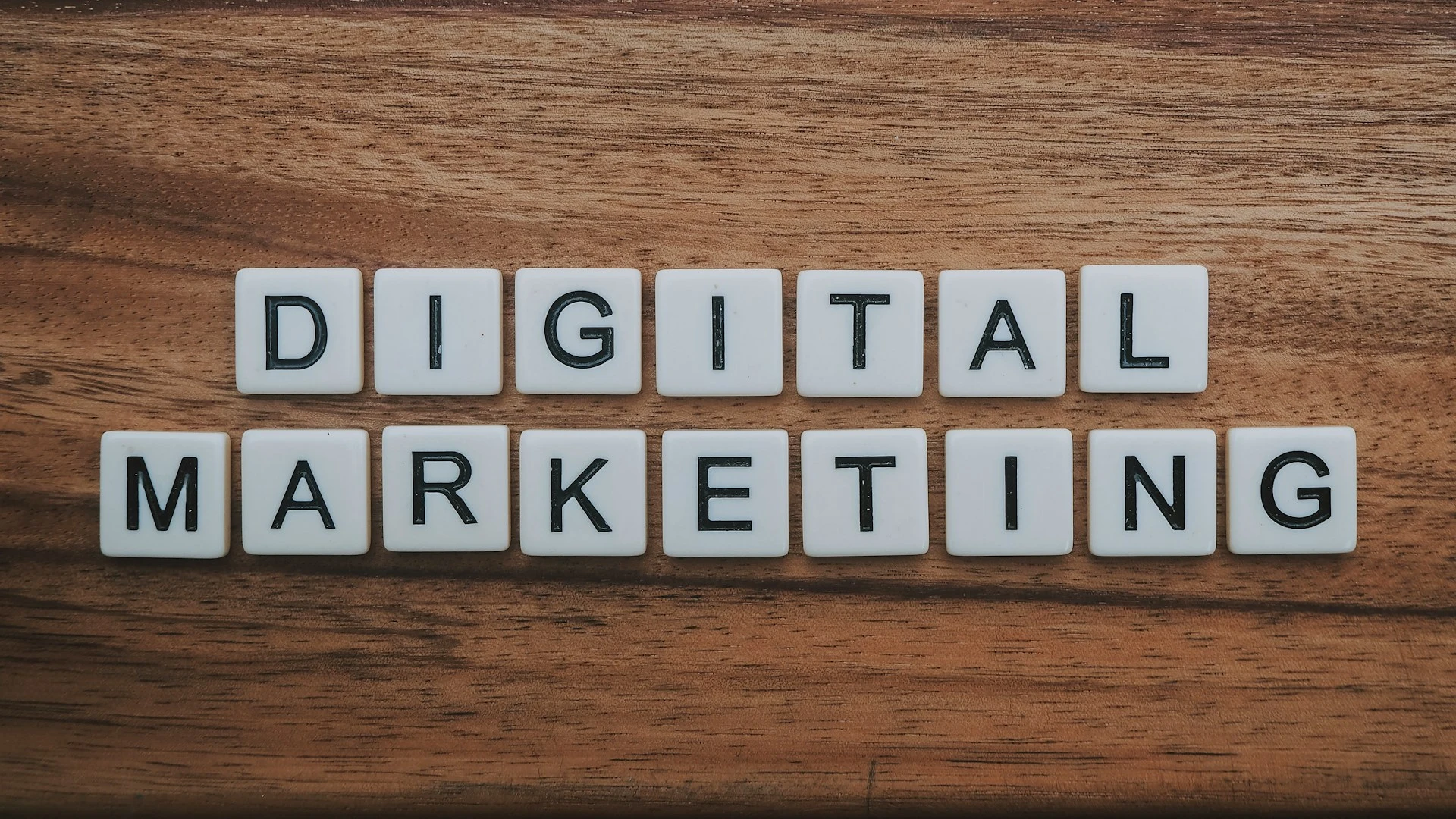 Pengertian Digital Marketing: Strategi Pemasaran di Era Digital 2025